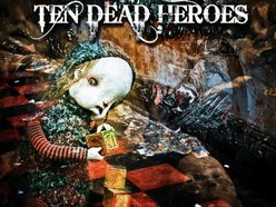 Image for TEN DEAD HEROES