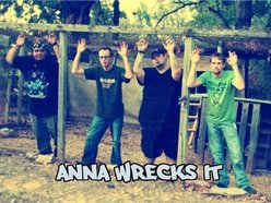 Anna Wrecks It