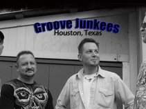 Groove Junkees