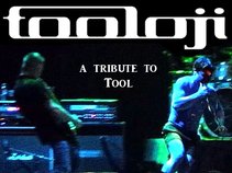 Tooloji, a Tribute to Tool