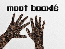 Moot Booxle