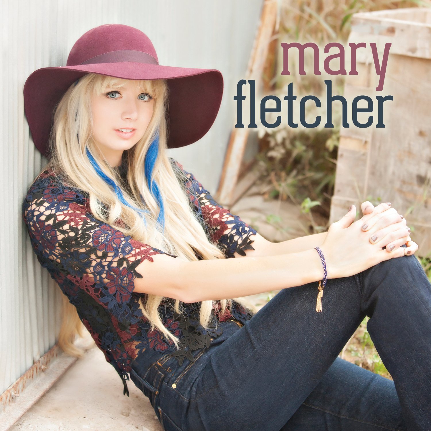 Mary here. Fletcher фото певица. Holly Fletcher. Monica Fletcher.