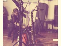 Bonnie Ross - Saxophonist
