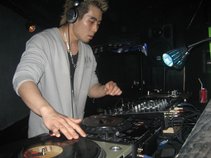 DJ M.E.C.