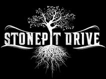 Stonepit Drive
