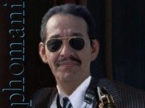 Robert_Saxophone  & Sound Core Brass Tijuana