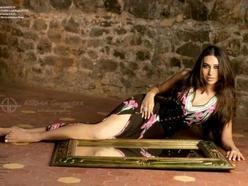 Karishma Kapoor Ki Xxx Video - karisma kapoor Videos | ReverbNation