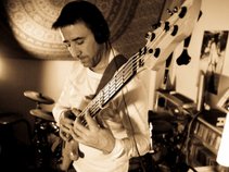 Jose Da Cruz Bassiste /compositeur /arrangeur