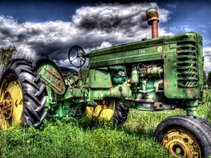 bluegrass & green tractors