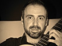 Ioannis Dimitropoulos (classical guitarist-composer)