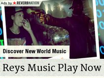 Reys Music Play Now