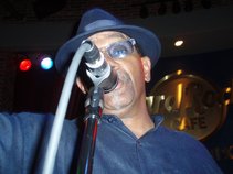 Bluesman Mike & The Blues Review Band