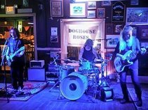 Doghouse Roses Band