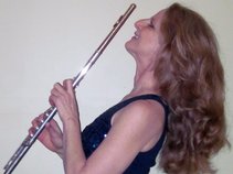 Leslie Marrs, Flute