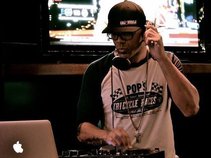 DJ MAK