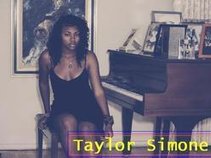 Taylor Simone