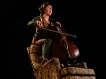 Ailsa Mair Fox /// The Fairytale Cellist
