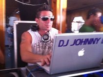 DJ JOHNNY D