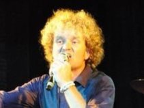 Picture Book The Simply Red Show