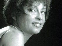 Manuela Bravo