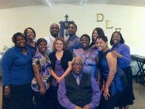 Cartrell Woods & The DLF Singers