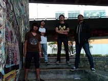 LOST IN FOUND ( official band page)