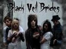 bLack veiL brideS