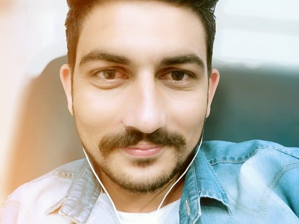 Gurnam Bhullar (@gurnambhullarofficial) • Instagram photos and videos
