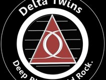 Delta Twins