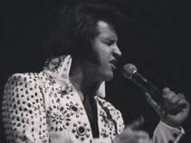 Elvis Tribute Artist Travis Powell