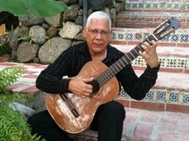 Yilo Quinones Guitar