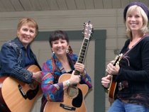 Women on the Move Acoustic Trio
