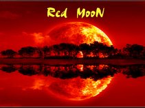 REd MOOn