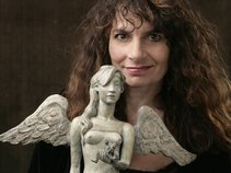 Claudiacohen.com   Bronze Sculptor