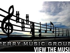 PERRY MUSIC & MANAGEMENT GROUP