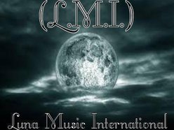 (L.M.I.)LUNA MUSIC INTERNATIONAL