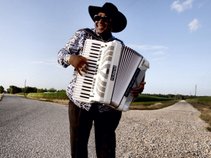 Nathan  And The zydeco Cha Chas