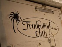 Tradewinds Social Club