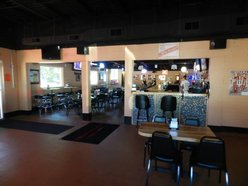 Hoopsters Sports Bar & Grill