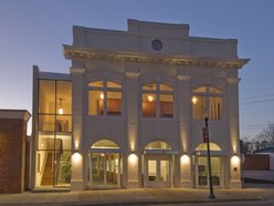 Halle Cultural Arts Center