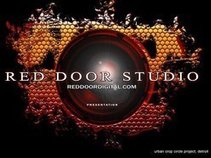 Red Door Studio & Gallery