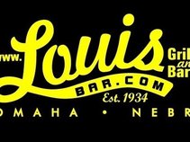 Louis Bar & Grill